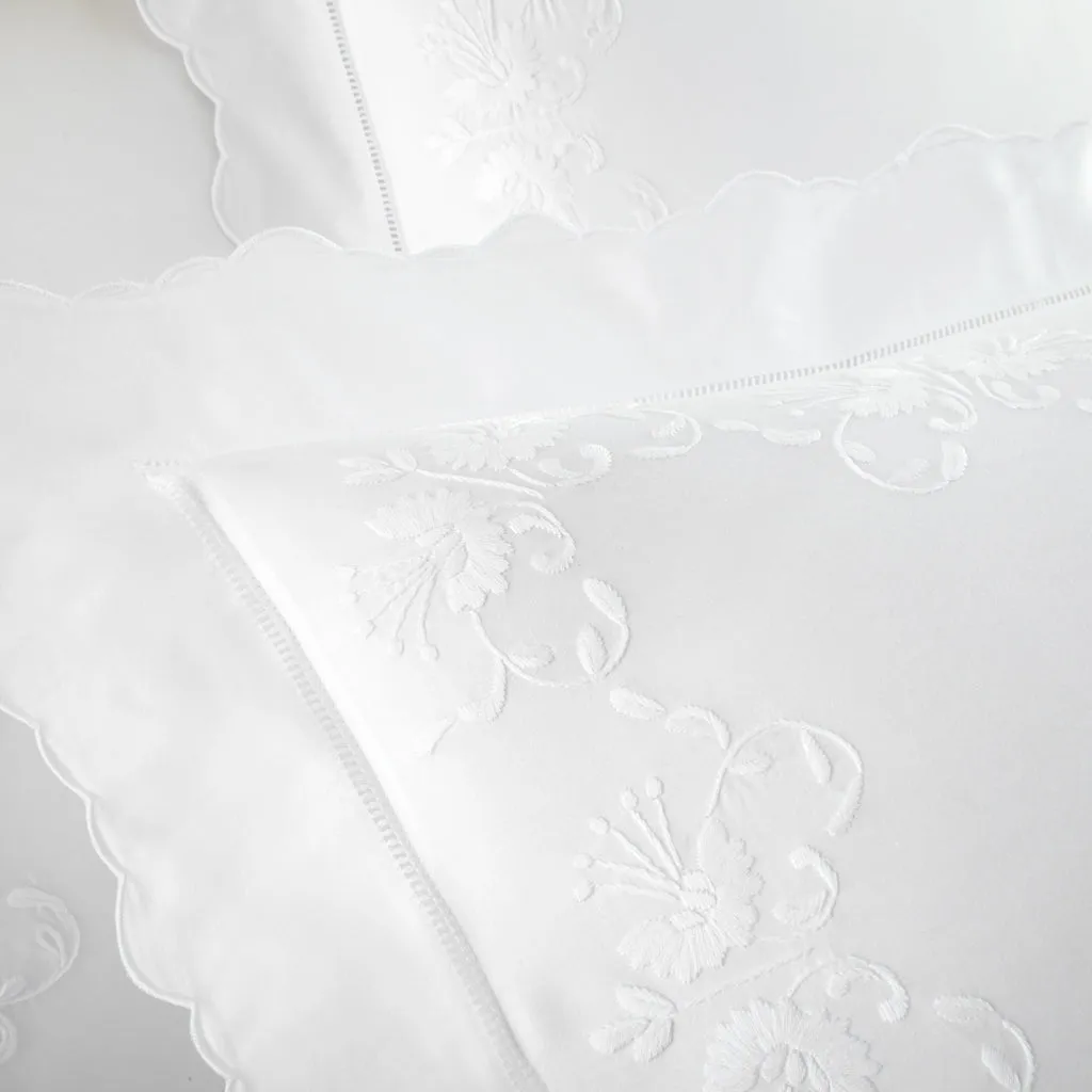 Bleeding Hearts Boudoir