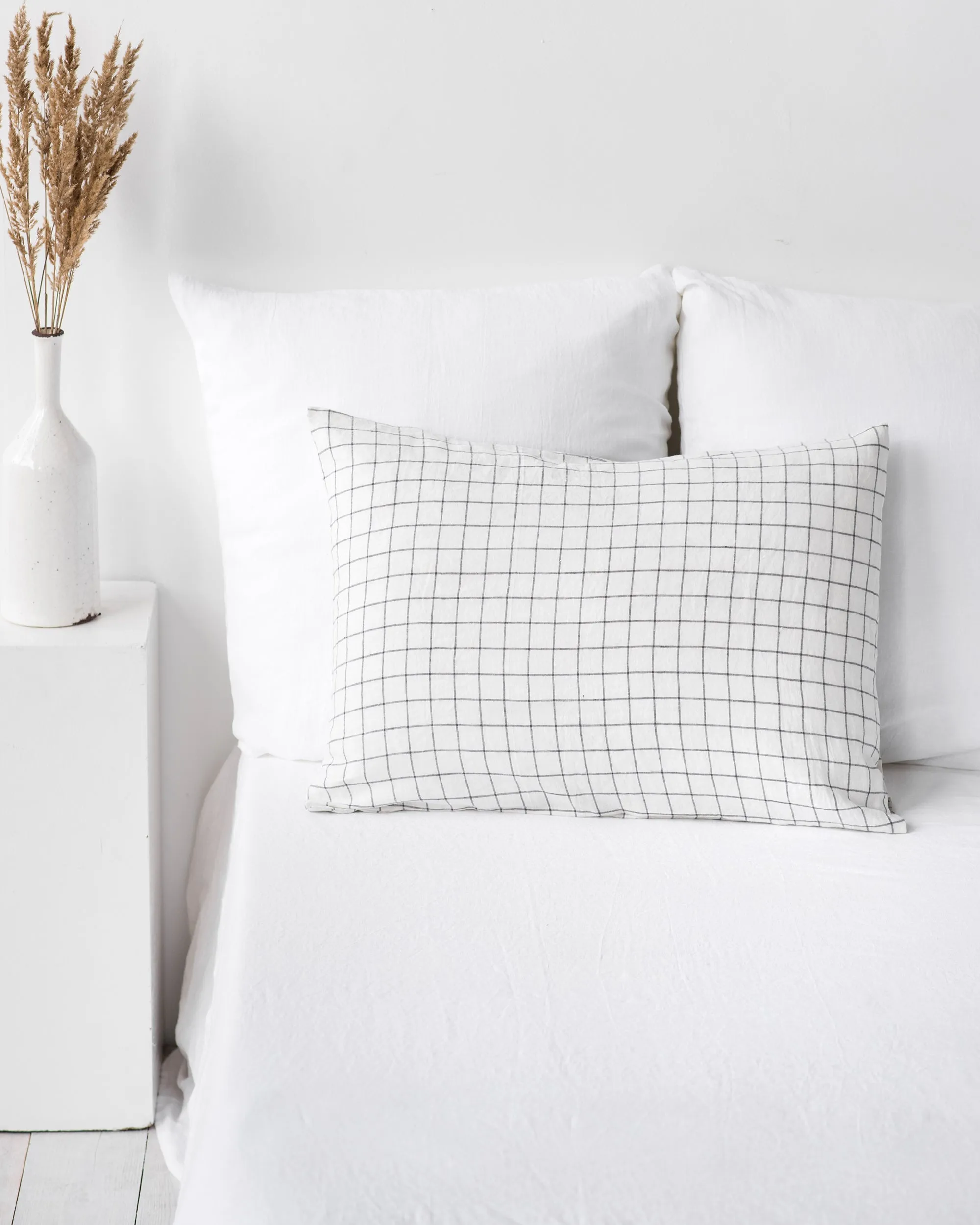 Charcoal Grid & Charcoal Gray Bedding Bundle