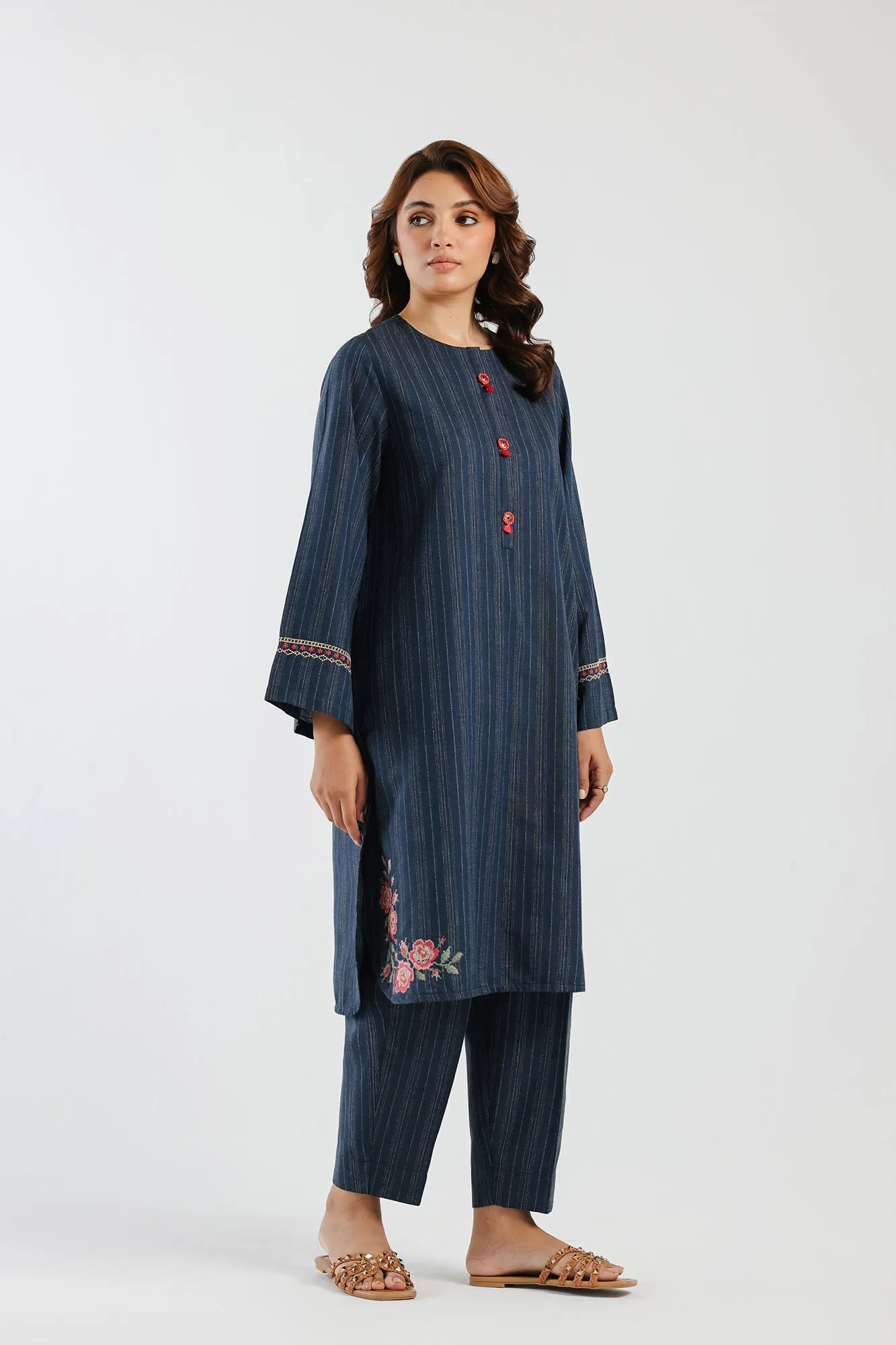 EMBROIDERED SUIT (E5095/102/619)