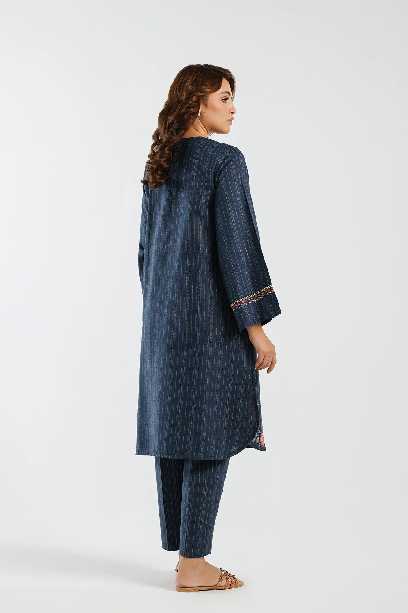 EMBROIDERED SUIT (E5095/102/619)