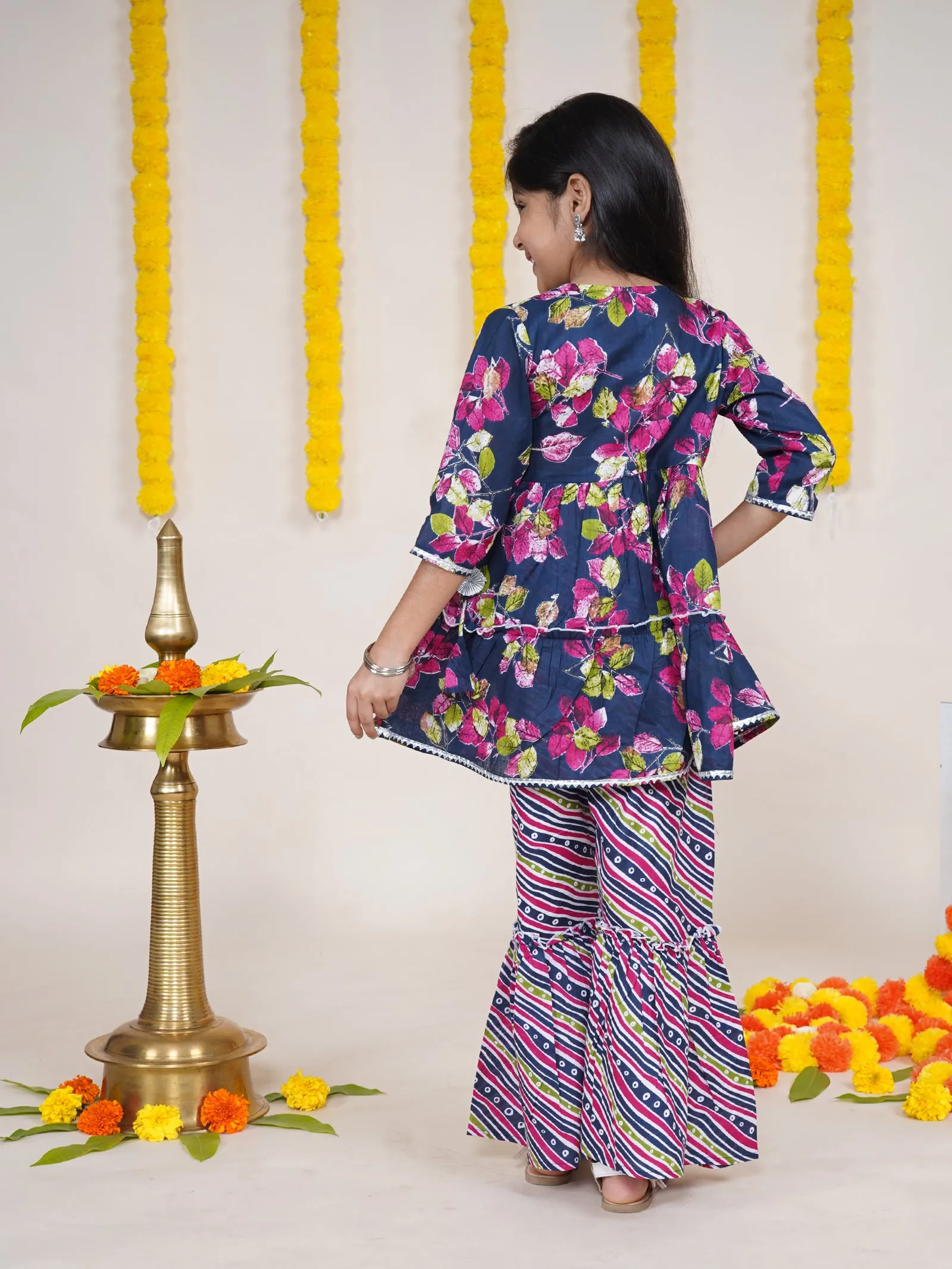 Girls 3/4th Sleeves Floral Printed Kurta With Geometric Printed Sharara