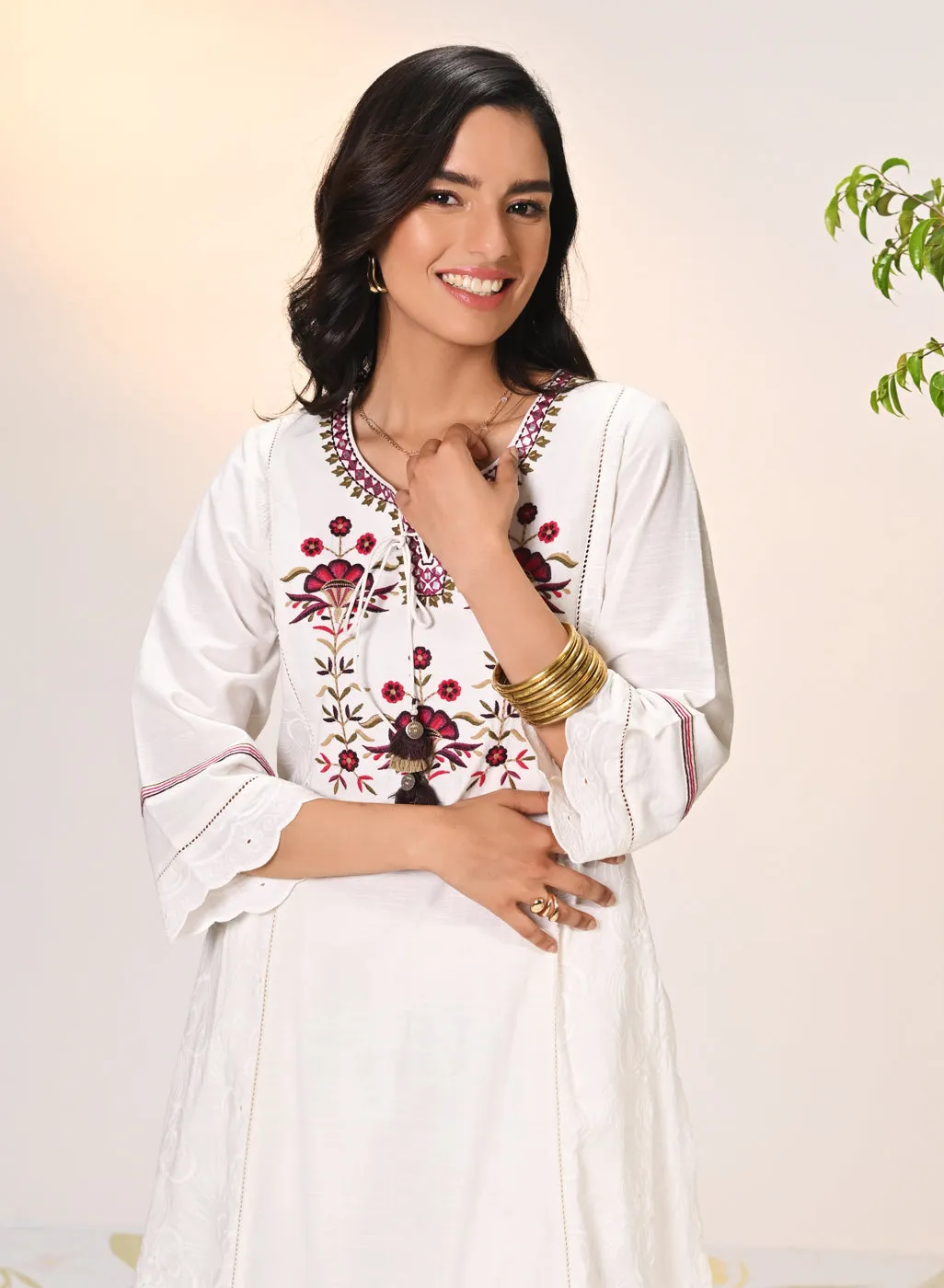 Harleen Ivory with Red Embroidered Cotton Linen Kurta Set for Women