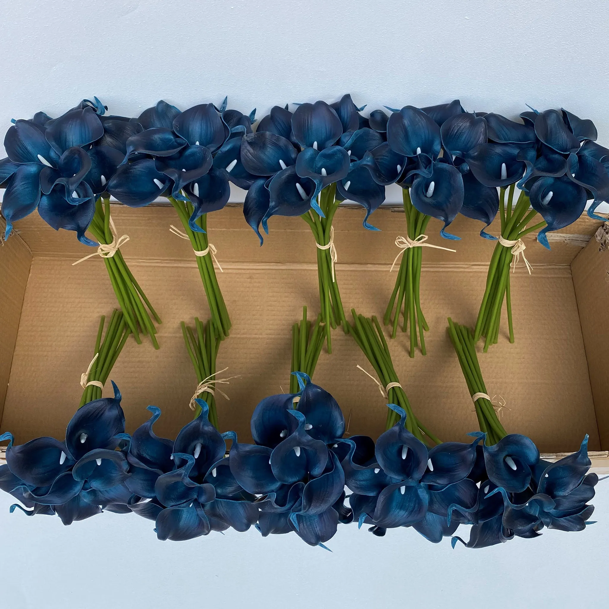 Navy Blue Artificial Calla Lily Bouquets Bulk Flowers
