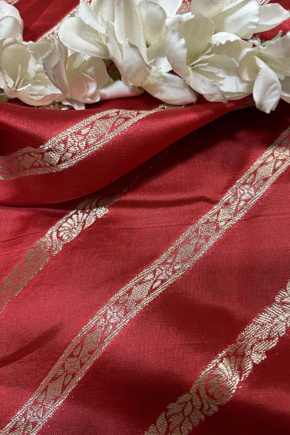 Red Banarasi Handloom Pure Silk Stripes Design Fabric ( 2.5 Mtr )